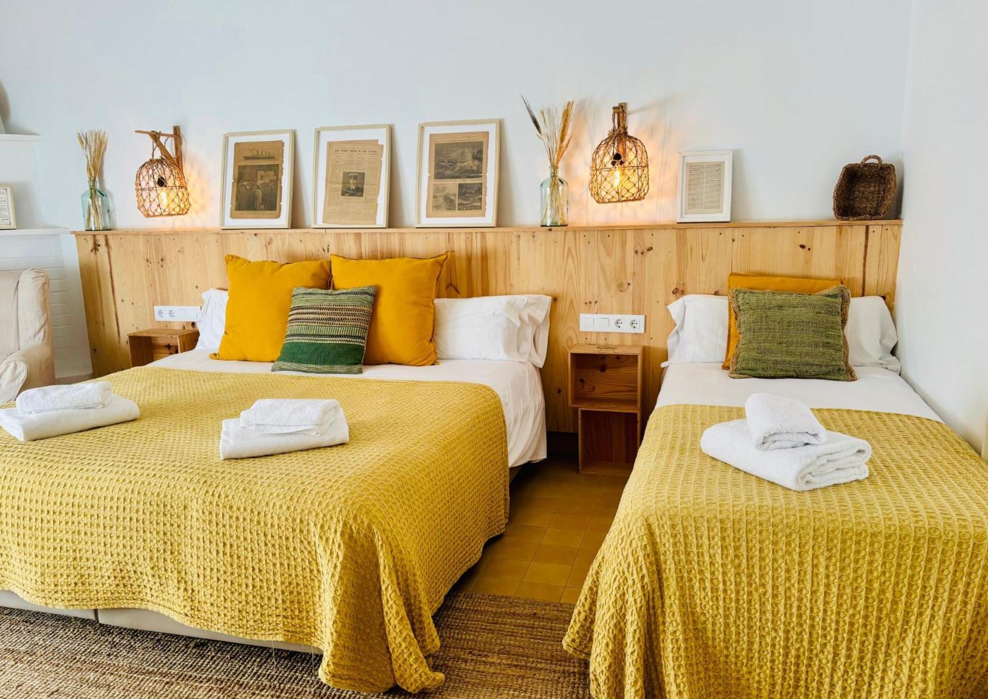 Hostal Sa Teula 雅弗郎其 外观 照片
